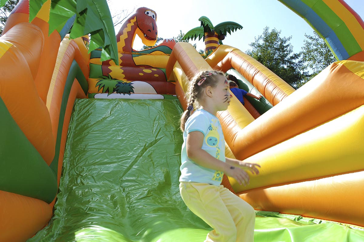 Zjeżdżalnia Jaskiniowcy - obrazek 2