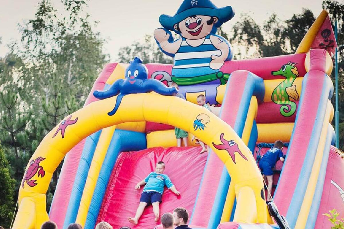 Zjeżdżalnia Pirat - Organizacja imprez plenerowych i tematycznych