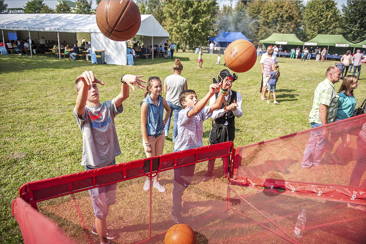 Turniej gry w koszykówkę - obrazek 2