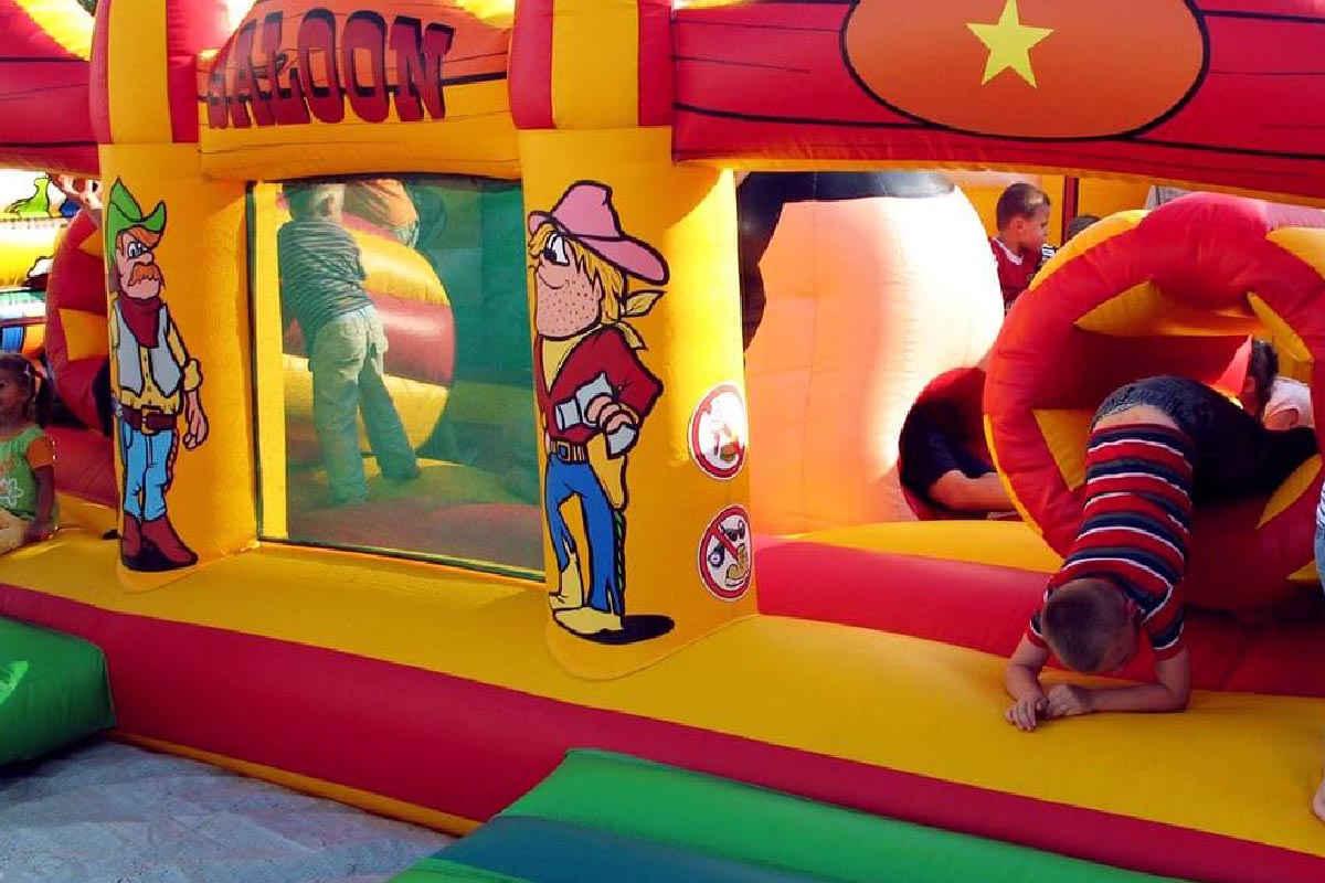 Plac zabaw "Western"