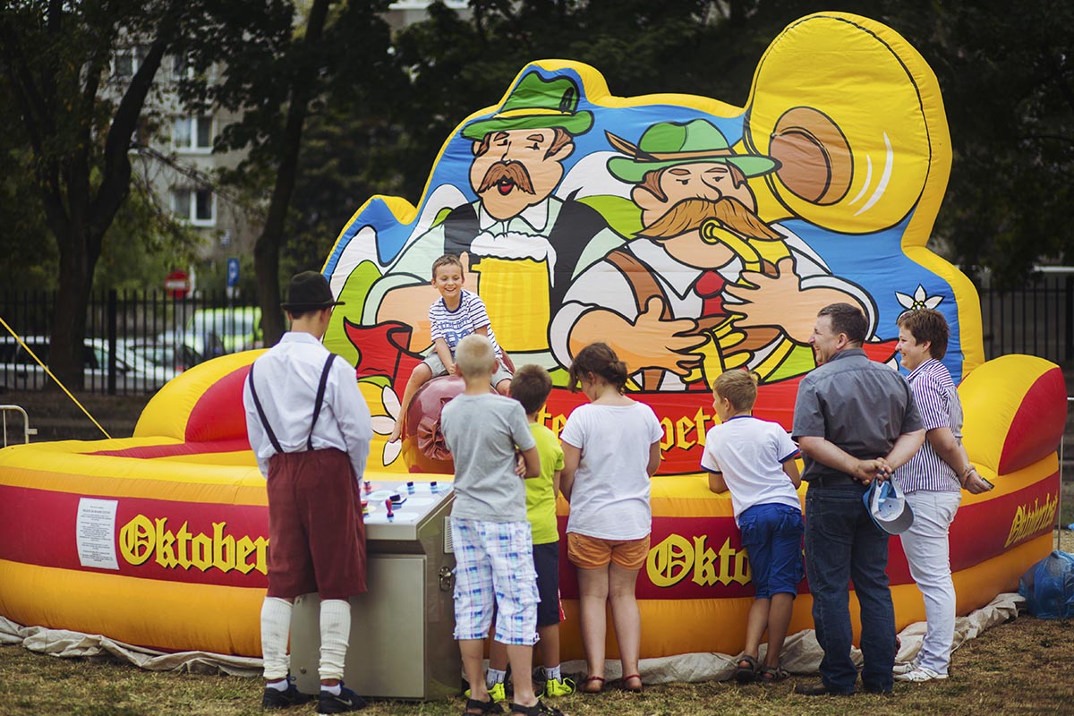 Park atrakcji Oktoberfest - obrazek 2