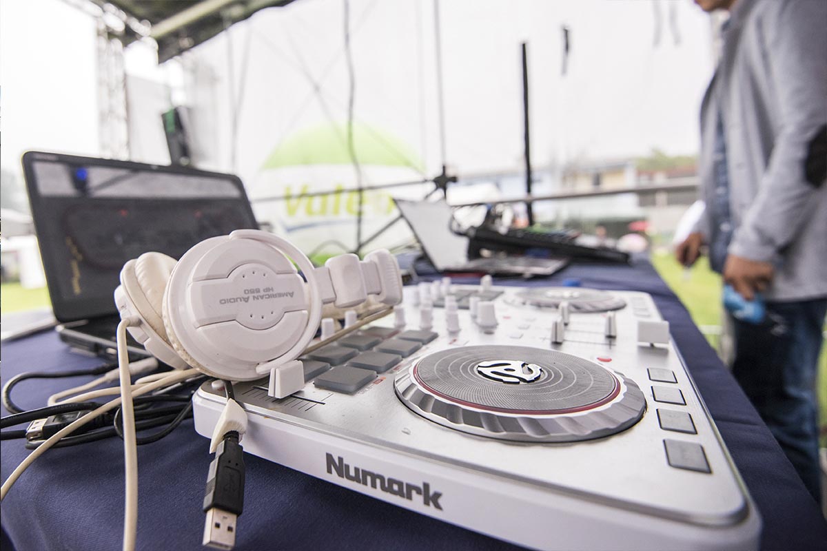 Podkład muzyczny Dj'a - organizacja imprez