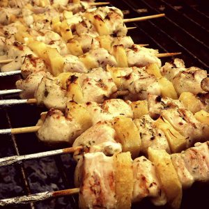 Szaszłyk grillowany, dziecięcy - usługa cateringowa - organizacja imprez
