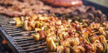 Szaszłyk grillowany - usługa cateringowa - organizacja imprez