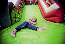 zjezdzalnia-football-3